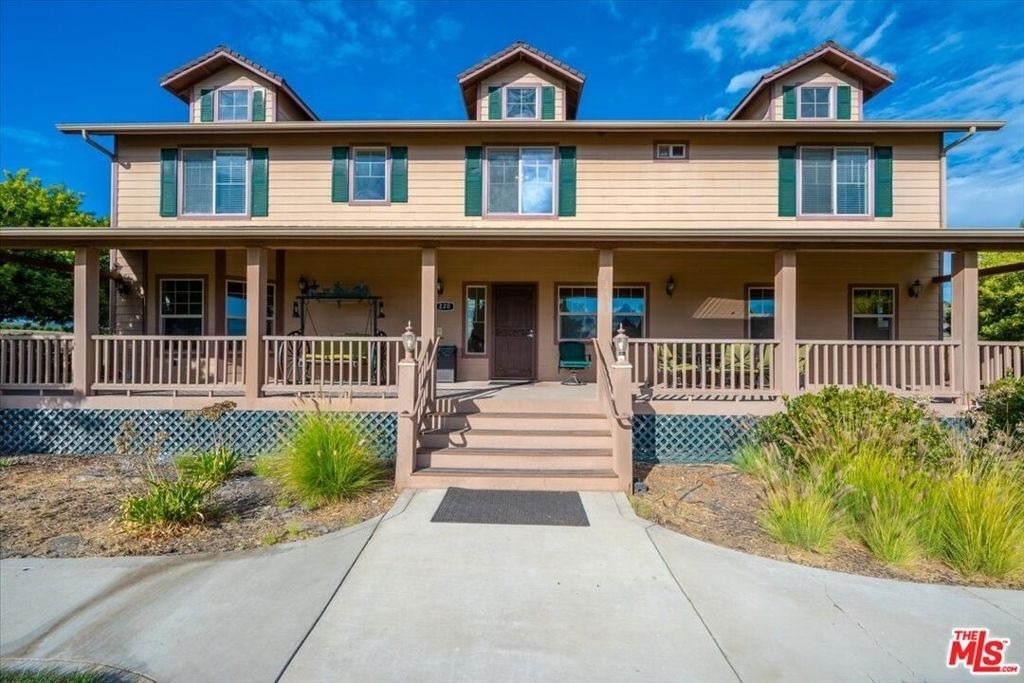 230 Hans Place - Photo 5