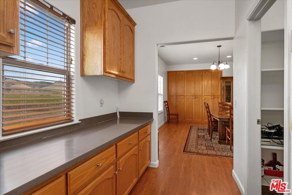 230 Hans Place - Photo 15