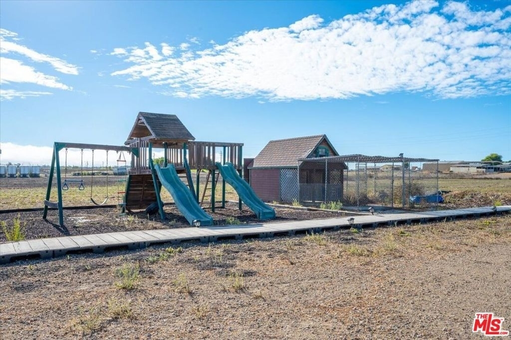 230 Hans Place - Photo 61