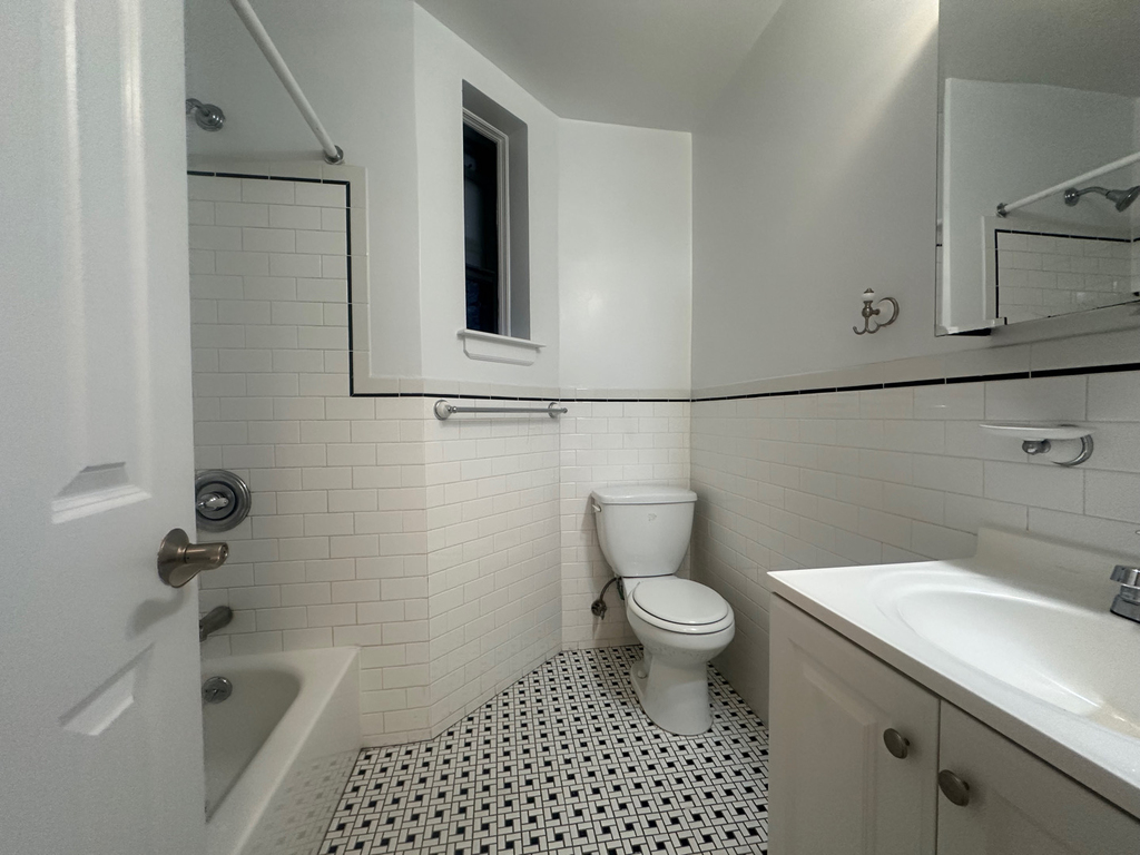 306 East 91st Street - Photo 5