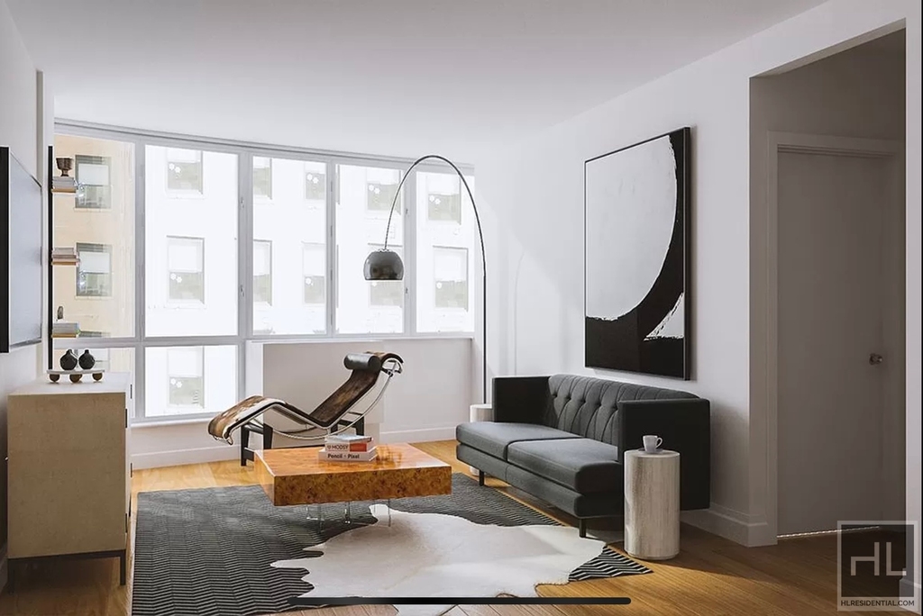 East 44th Street - Photo 0