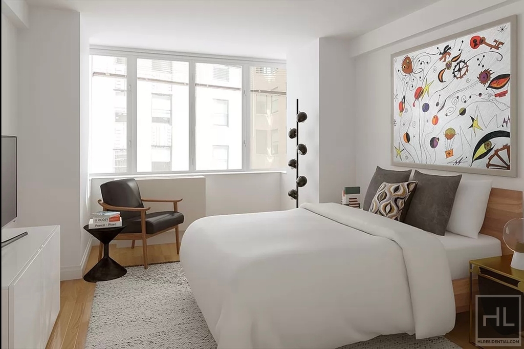 East 44th Street - Photo 4