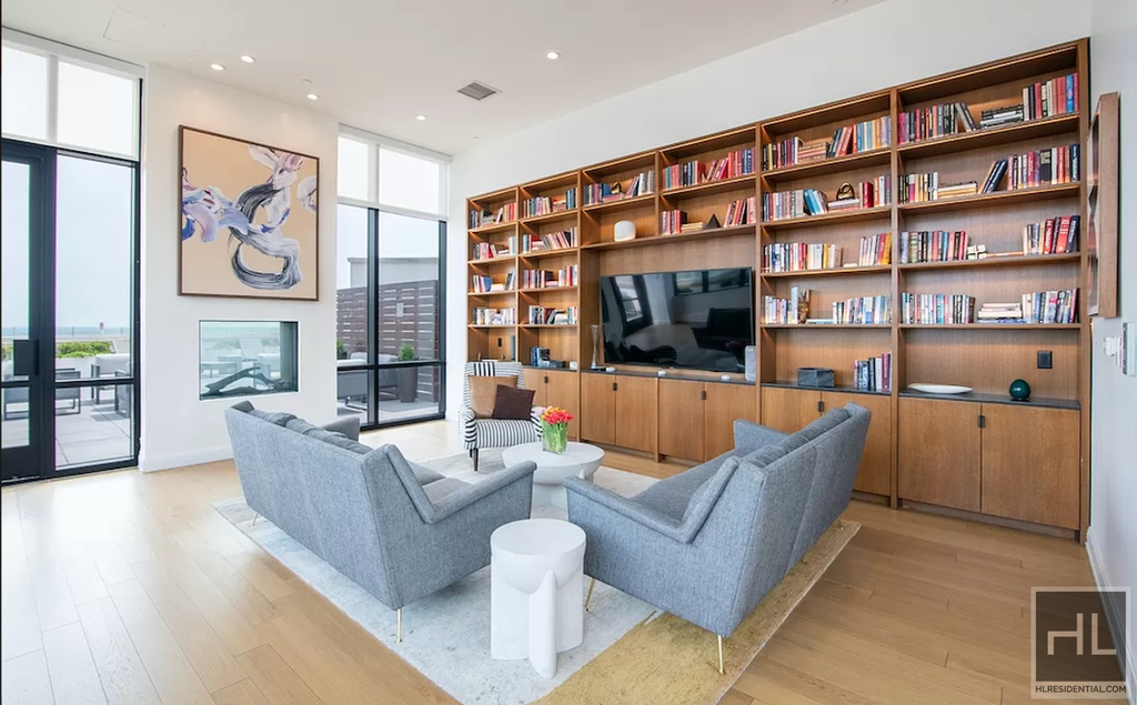 East 54 Street - Photo 14