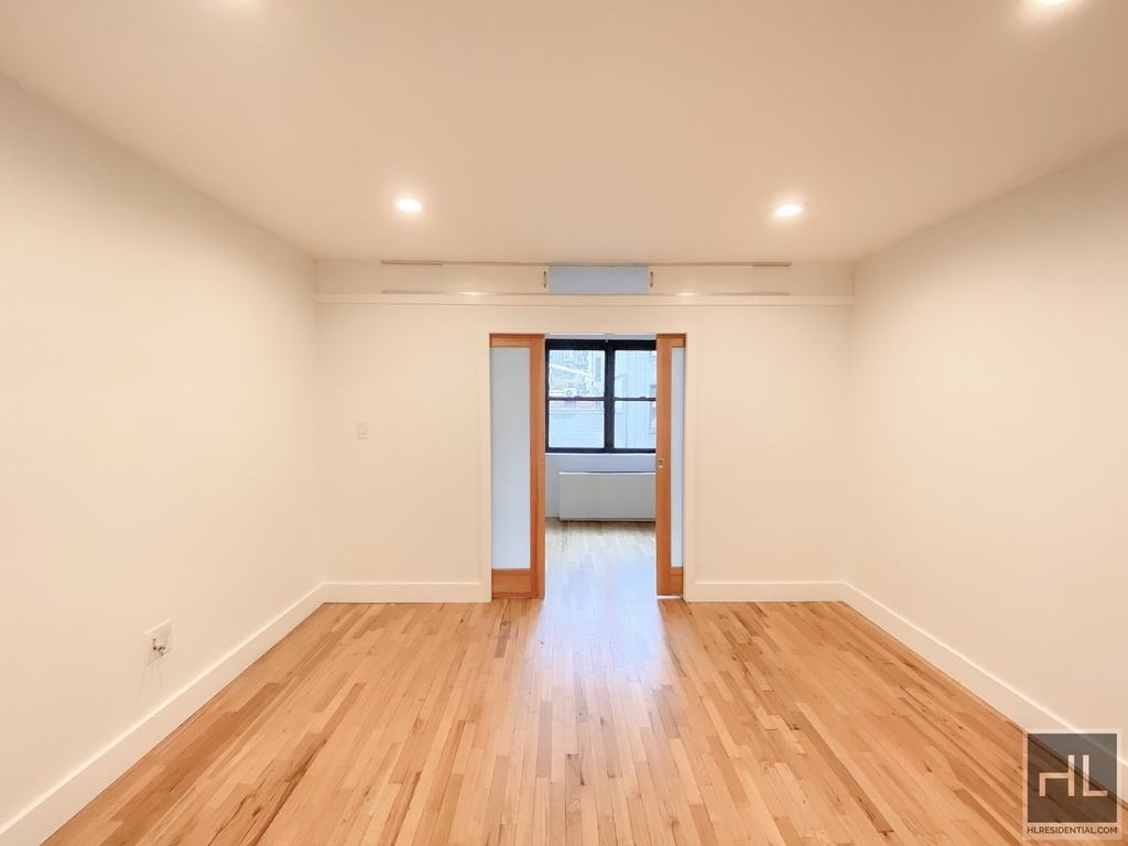 East 37 Street - Photo 0