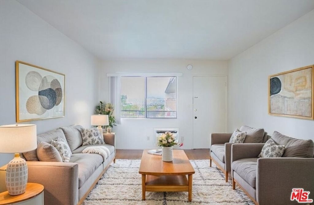 571 Fairview Avenue - Photo 1