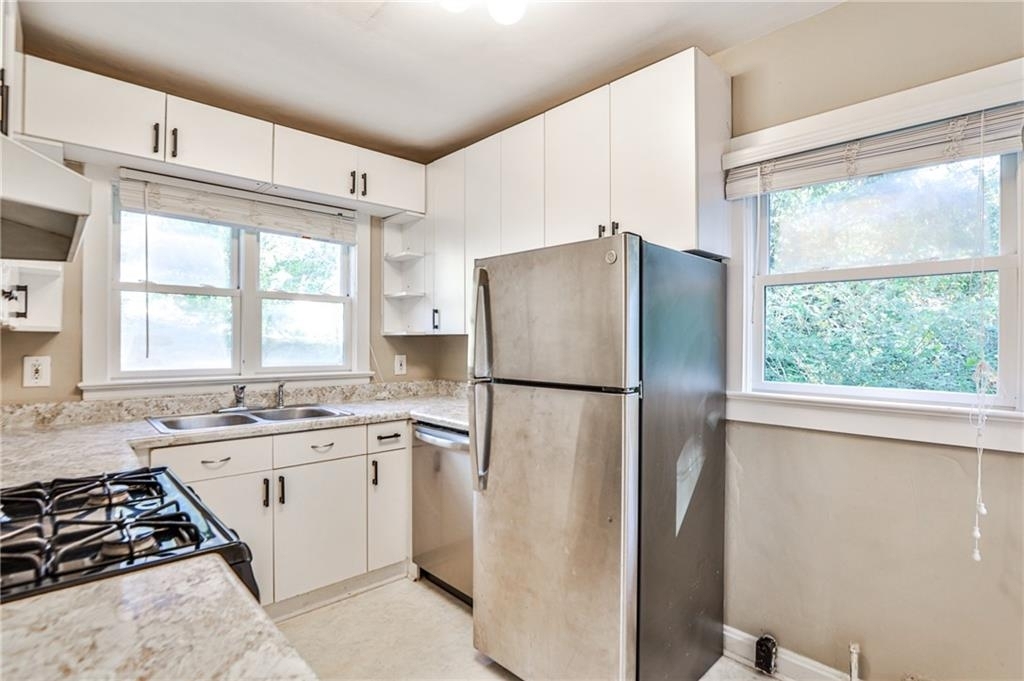 1454 Catherine Street - Photo 7