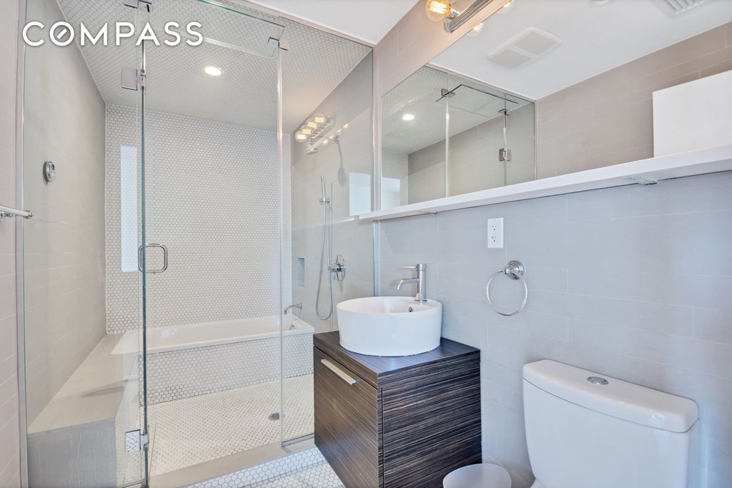 179 Woodpoint Rd - Photo 3