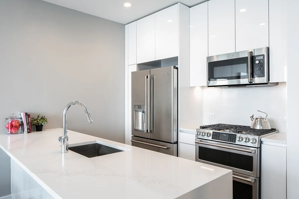 515 West 36th Street - Photo 0