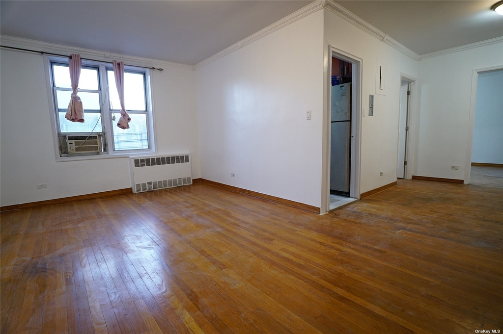 63-45 Saunders Street - Photo 2