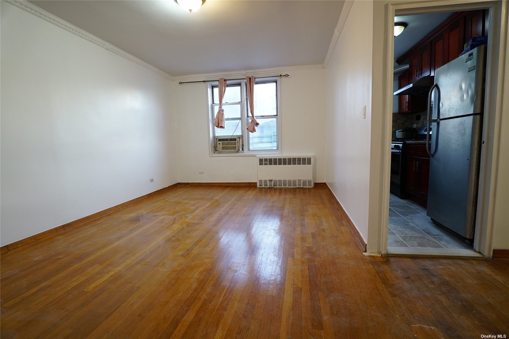 63-45 Saunders Street - Photo 4
