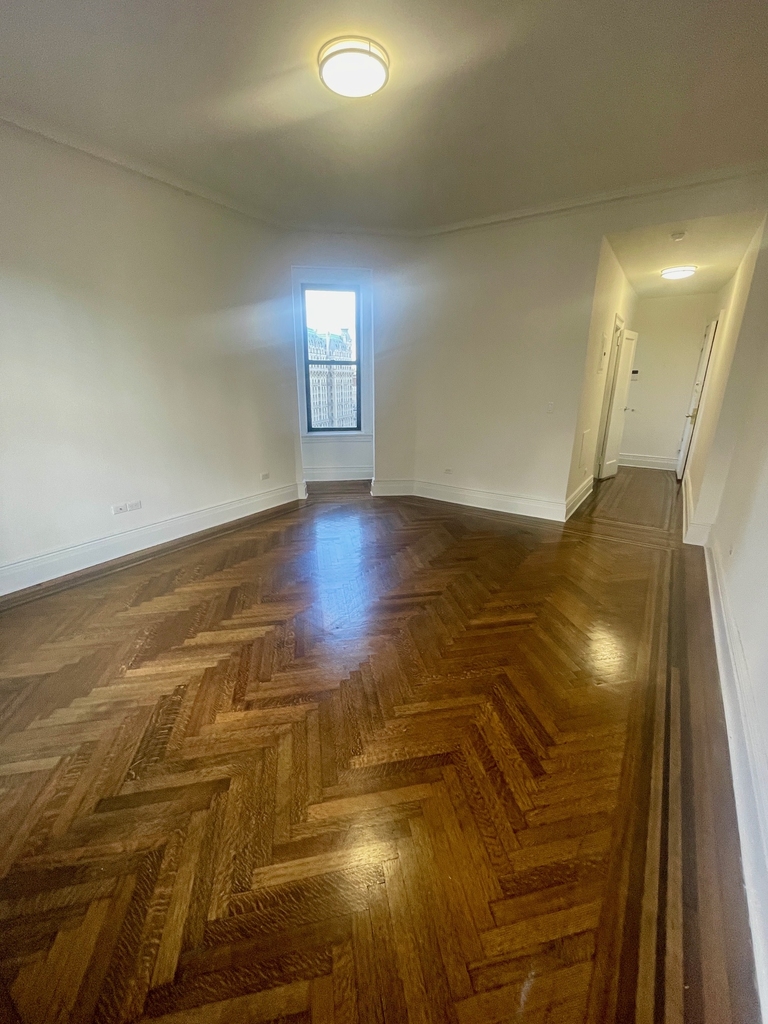 166 West 72nd Street - Photo 3