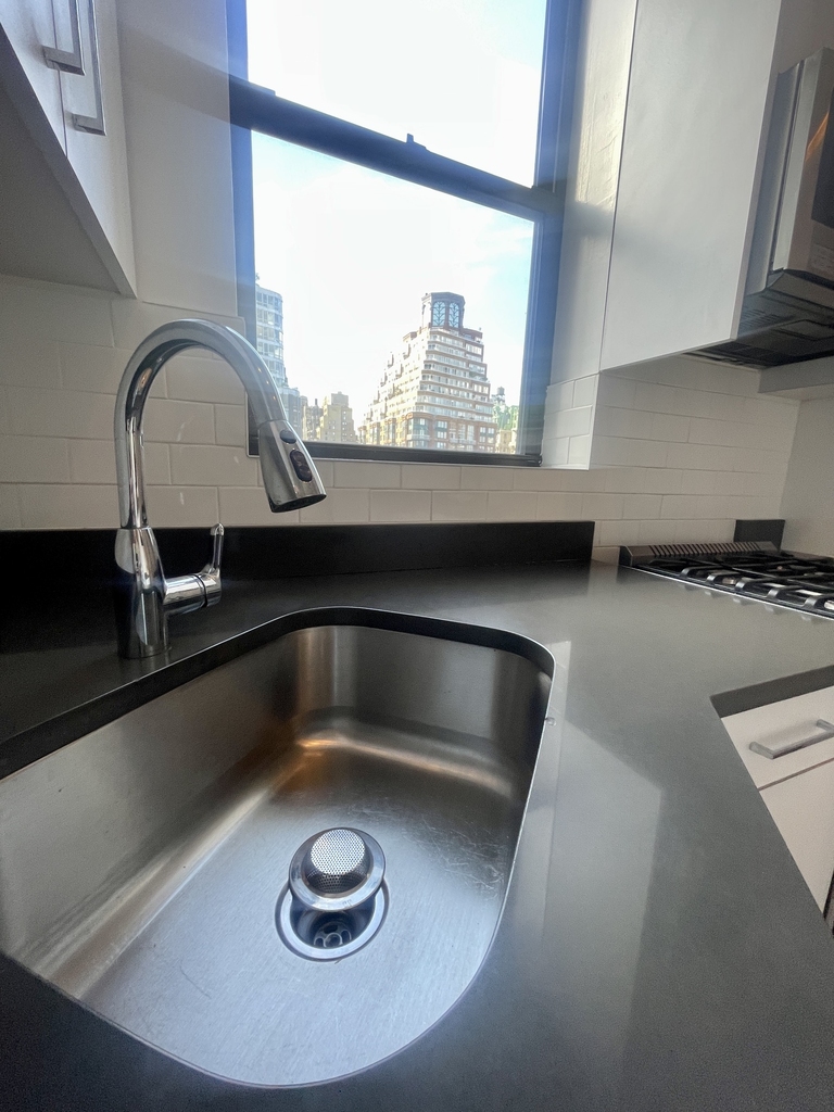 166 West 72nd Street, 9D - Photo 13
