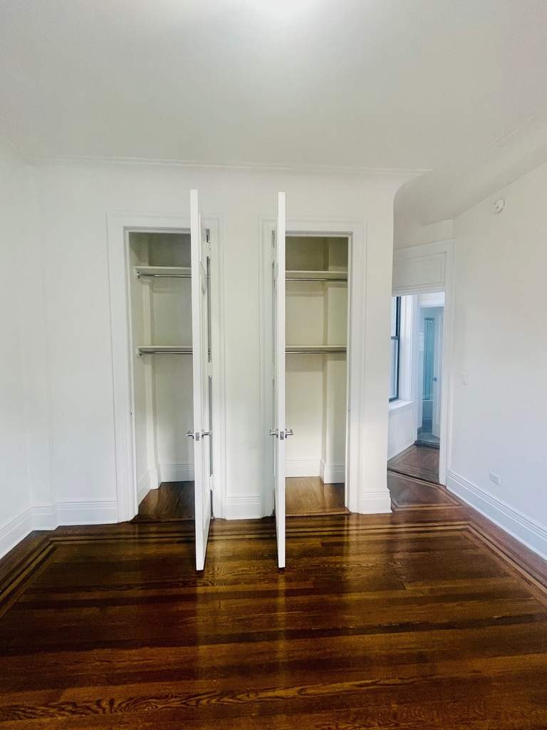 166 West 72nd Street - Photo 8