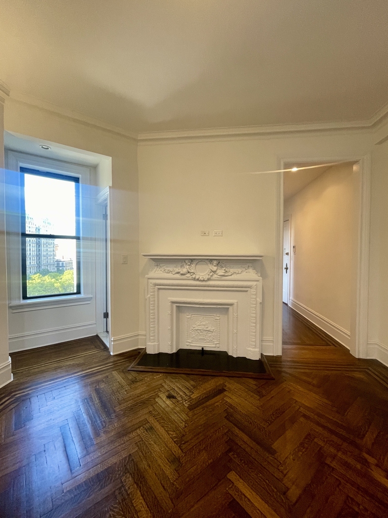 166 West 72nd Street, 9D - Photo 2