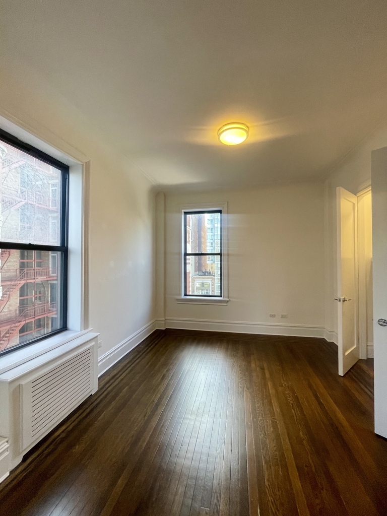 166 West 72nd Street, 9D - Photo 7
