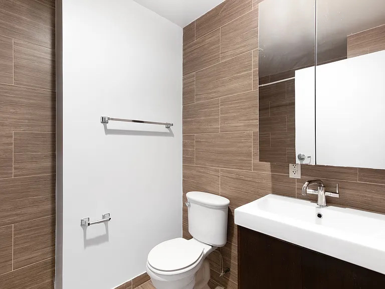 135 William Street - Photo 9