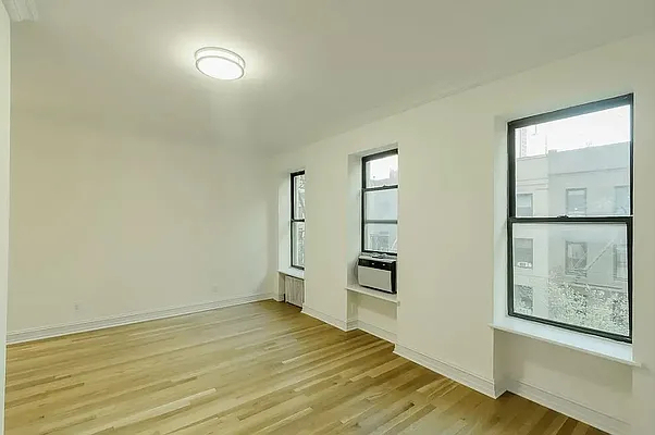 326 East 58th Street - Photo 0