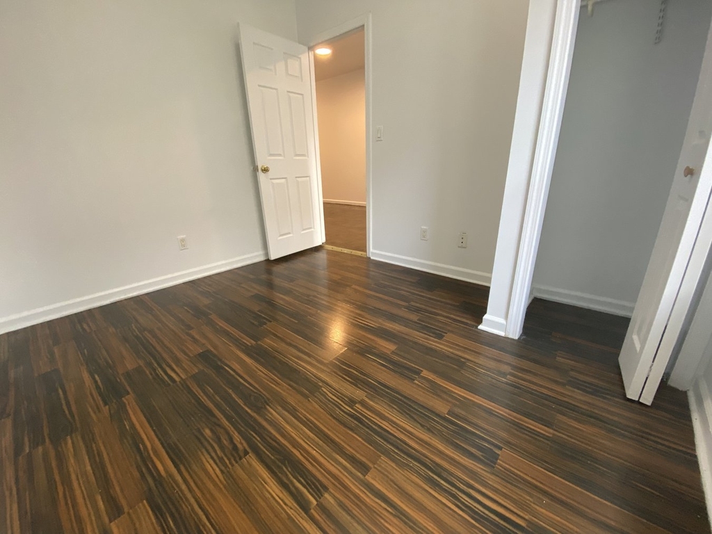 West 152nd Street - Photo 8