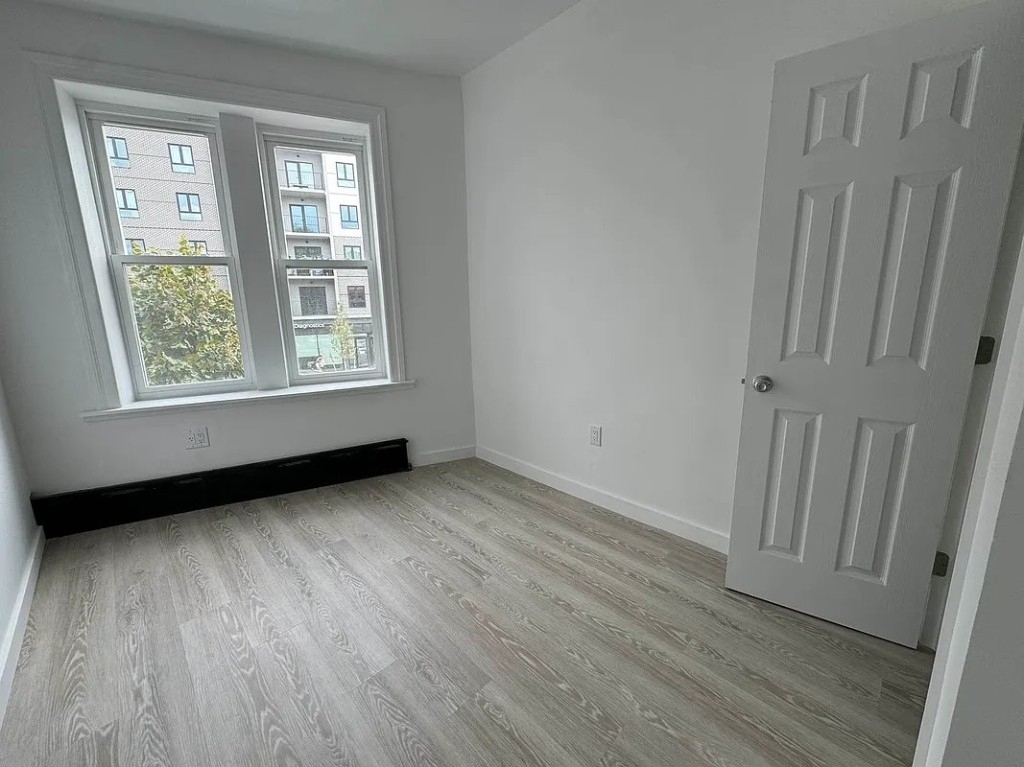 1024 Coney Island Avenue - Photo 3