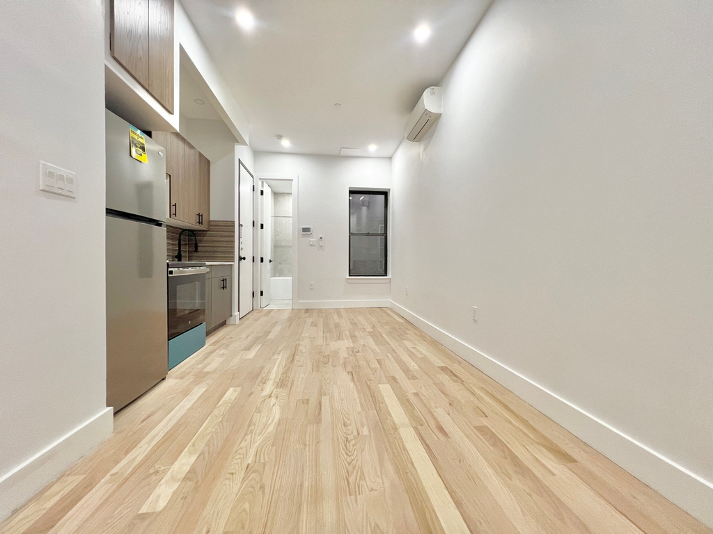 1332 Sterling Place - Photo 4