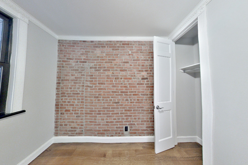 434 West 52nd Street - Photo 3