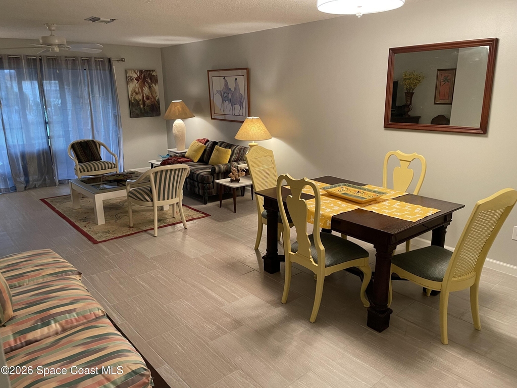 159 Queens Court - Photo 5