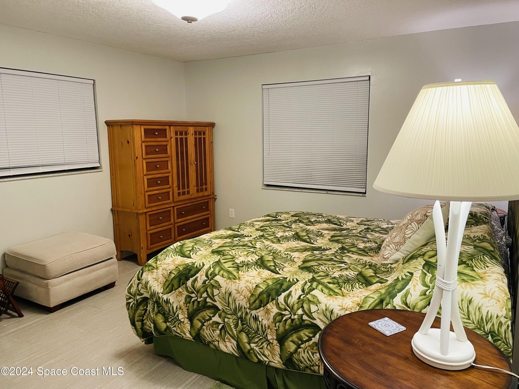 159 Queens Court - Photo 8
