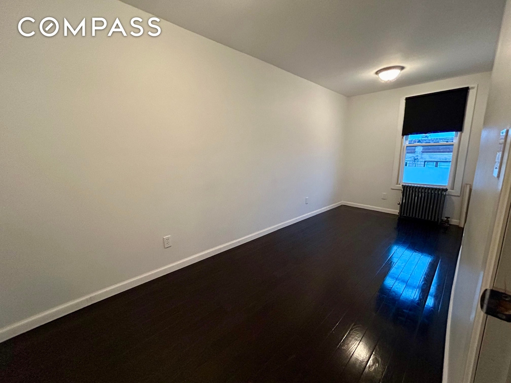 50 Dikeman St - Photo 2