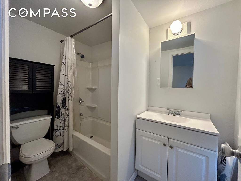 50 Dikeman St - Photo 5