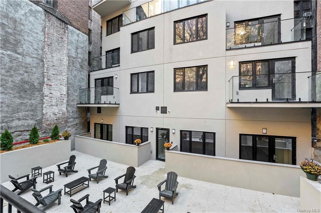 112 Seaman Avenue - Photo 15