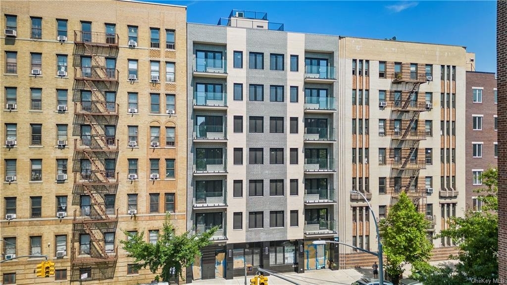 112 Seaman Avenue - Photo 6
