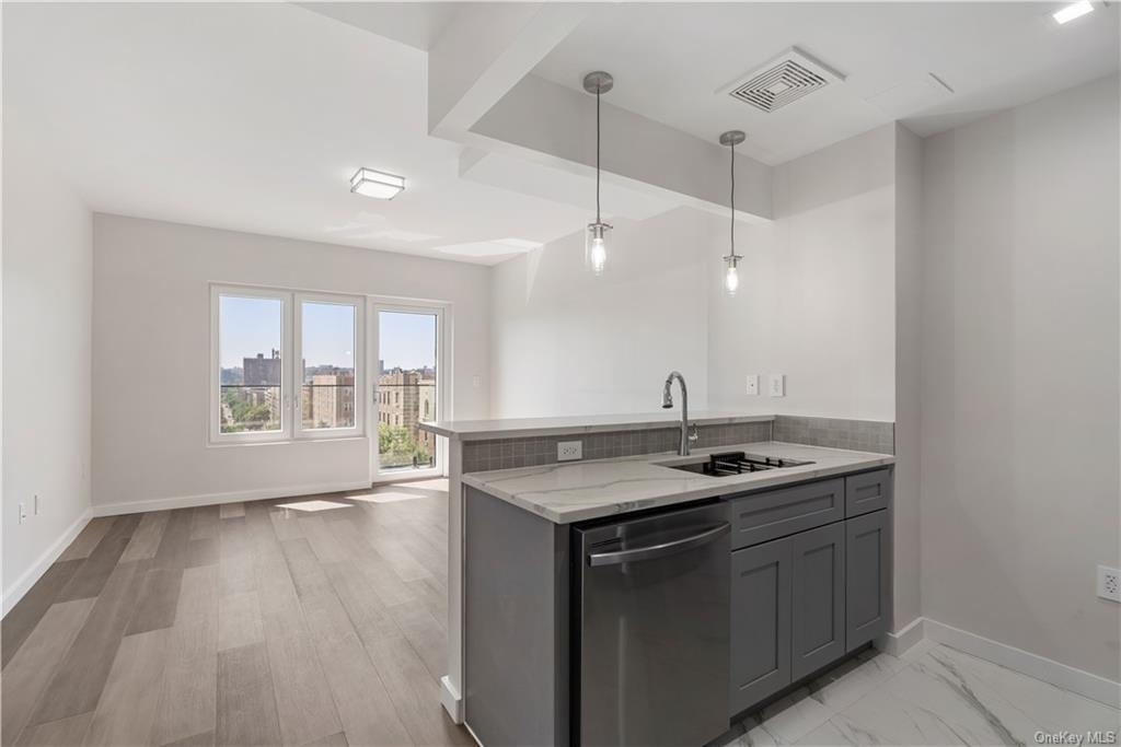 112 Seaman Avenue - Photo 11
