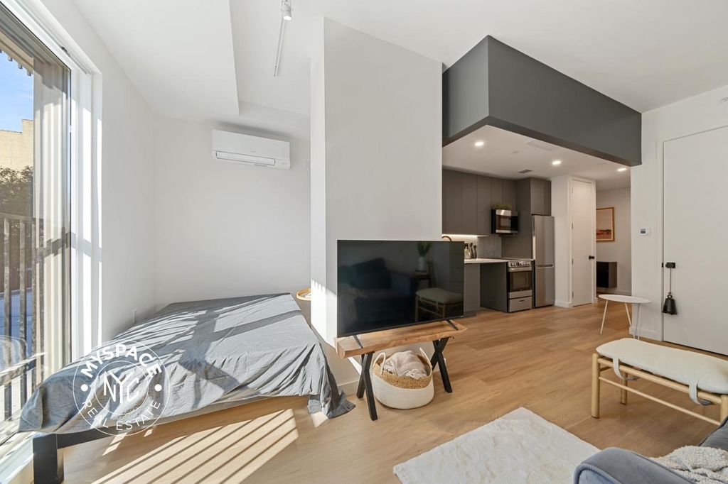 931 Carroll Street - Photo 4