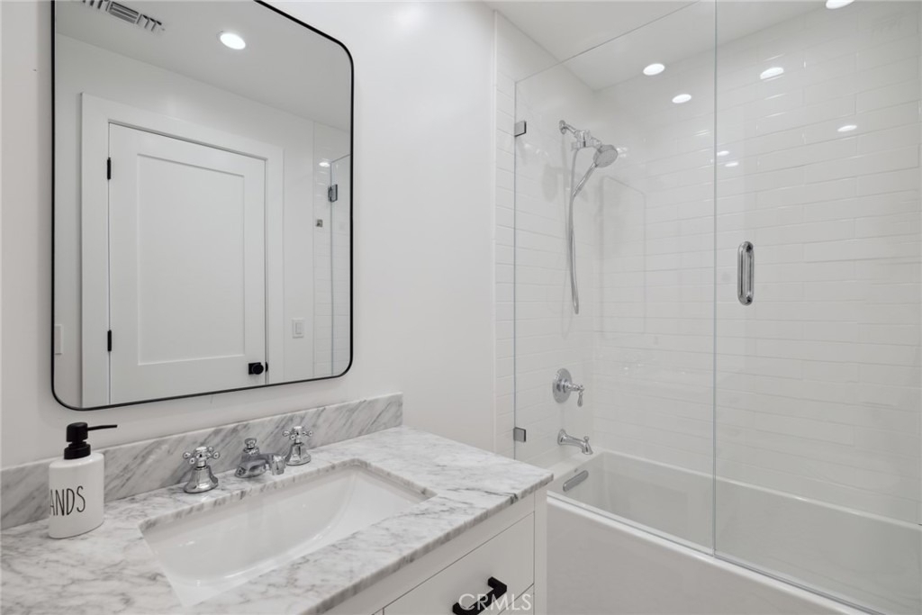 300 Coral Avenue - Photo 22