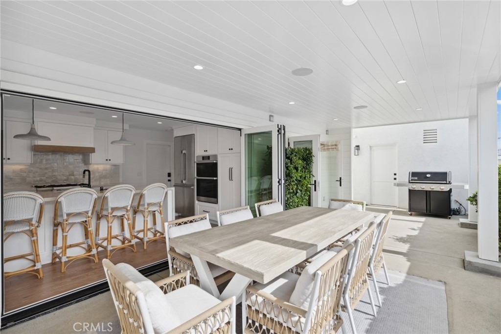 300 Coral Avenue - Photo 10