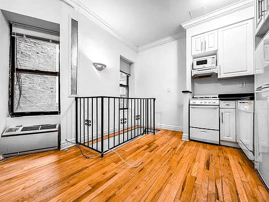 East 58th Street /2nd Ave - Photo 0