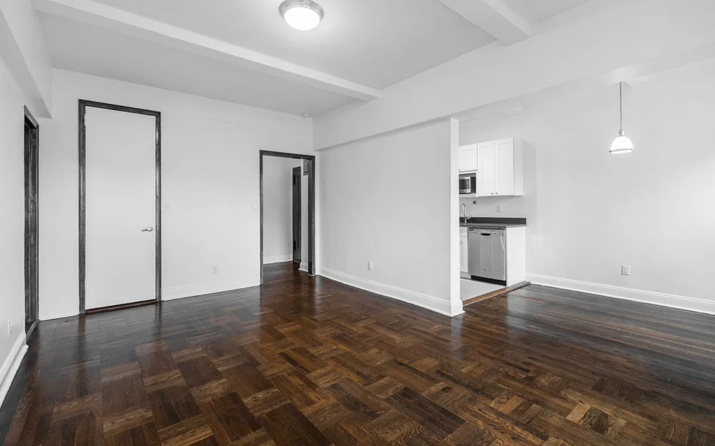 12 East 86th Street - Photo 0