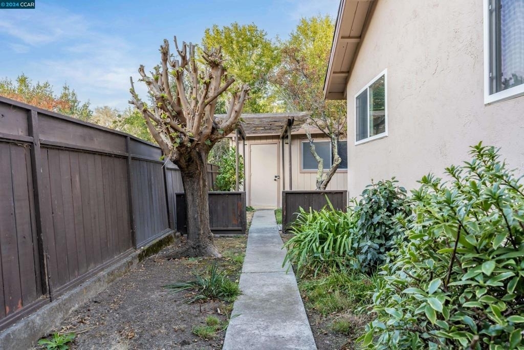 2315 Hoytt Ct - Photo 38