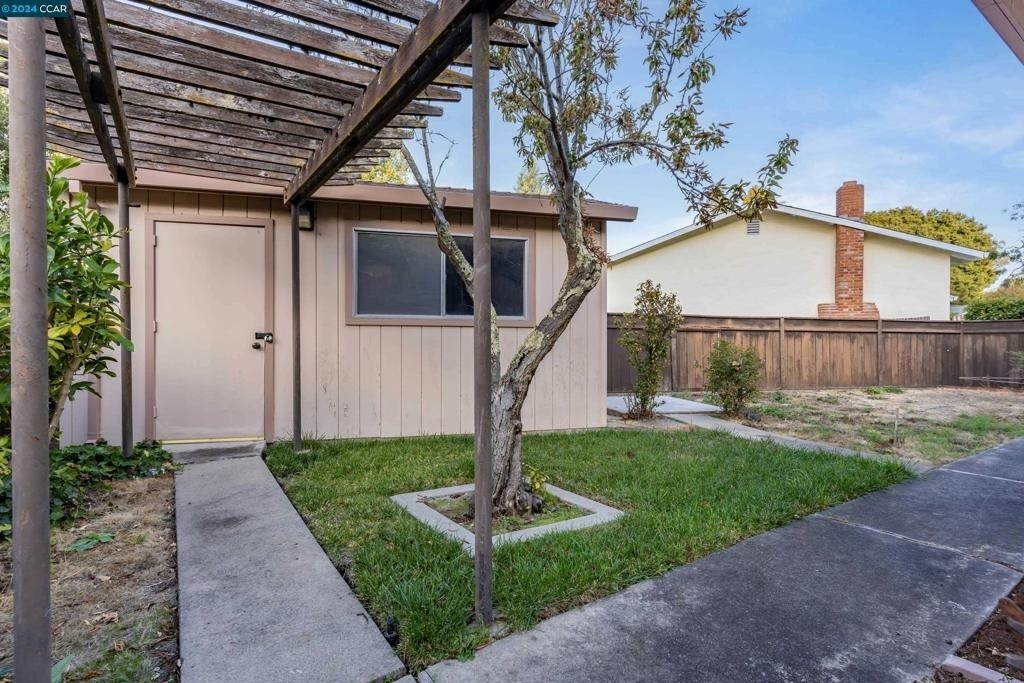 2315 Hoytt Ct - Photo 39