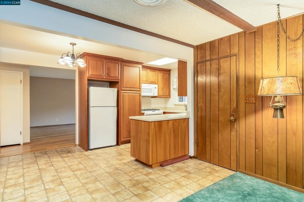 2315 Hoytt Ct - Photo 7