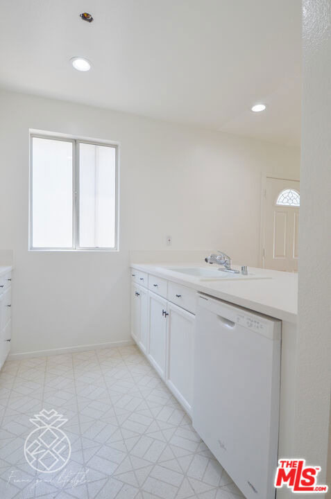 1845 Midvale Avenue - Photo 52