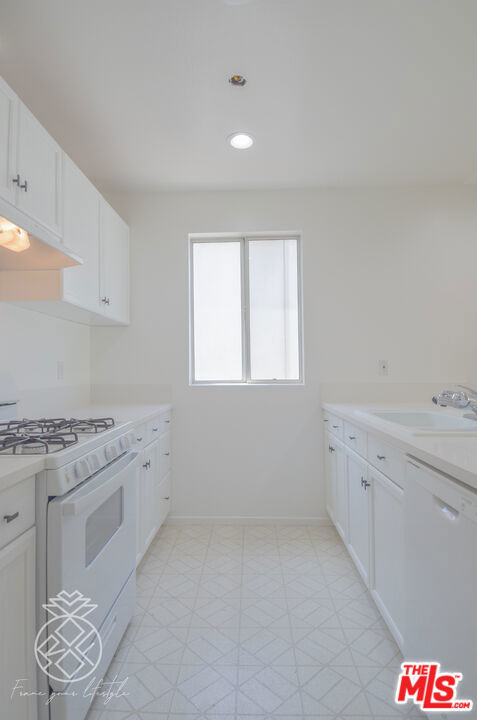 1845 Midvale Avenue - Photo 51