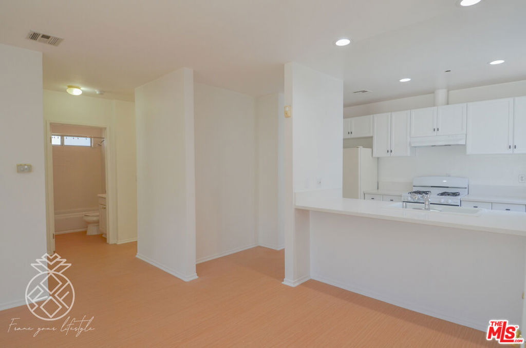 1845 Midvale Avenue - Photo 50