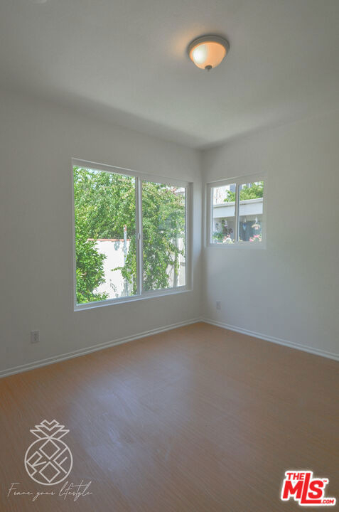 1845 Midvale Avenue - Photo 54