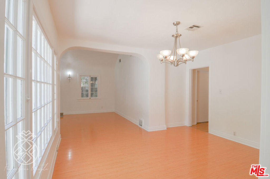 1845 Midvale Avenue - Photo 16