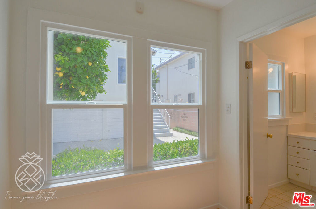 1845 Midvale Avenue - Photo 21
