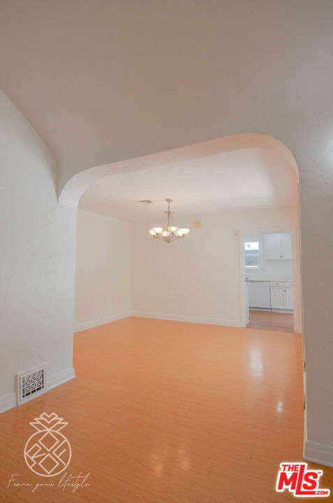 1845 Midvale Avenue - Photo 14