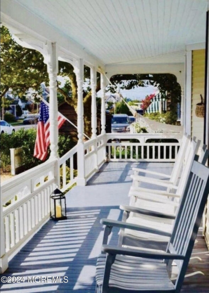 409 Main Avenue - Photo 1