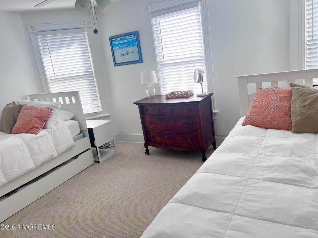 409 Main Avenue - Photo 8