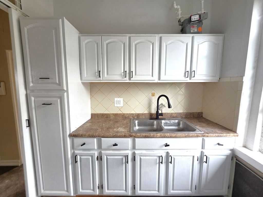 21-77 33rd Street - Photo 0
